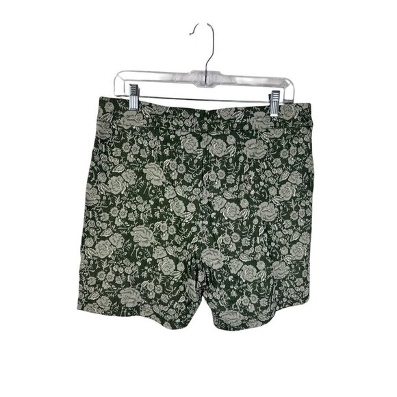 Nanette Lepore NWT Women's L Pull On Damask Shorts Green Creme - Picture 2 of 10